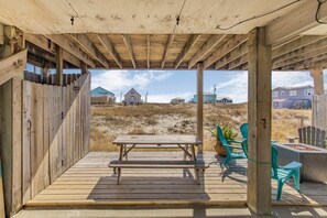 House, Multiple Beds (Island Dream) | Outdoor dining