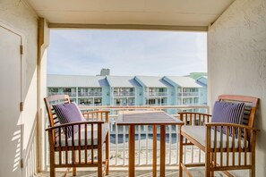 Condo, 1 King Bed with Sofa bed (Sugar Beach 301) | Property grounds - Sugar Beach 301 (Orange Beach)