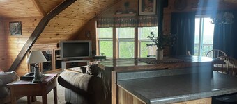 Enjoy the county life with great views and a very peaceful setting.   