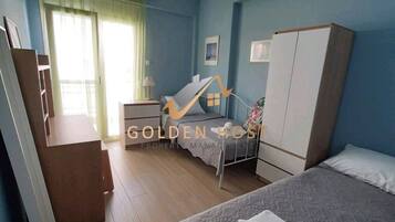 2 makuuhuonetta, silitysrauta/-lauta, Wi-Fi, vuodevaatteet