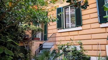 Apartment | Exterior