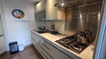 Apartment | Private kitchen | Fridge, microwave, oven, toaster