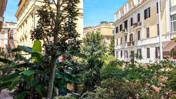 Apartment | Property grounds