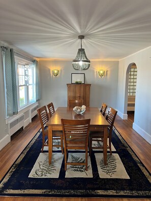 Dining - Ocean view, private 4 Bedroom home just steps to the beach! (Old Orchard Beach)