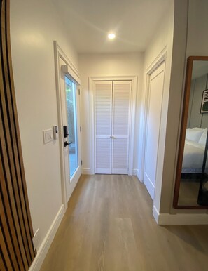 Interior - Private Guest Suite with separate entrance and patio in Los Angeles (Burbank)