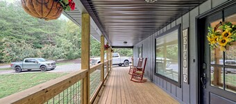 Cozy 3BR Getaway, Lake access, Fire Pit, Trails