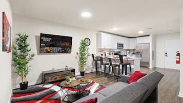 Smart TV, computer monitors