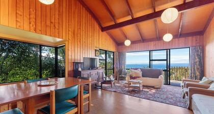 Lakeview Bush Hideaway - Pukawa Holiday Home