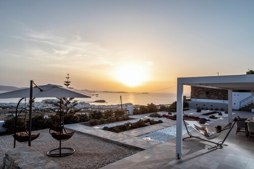 Modern Cycladic House