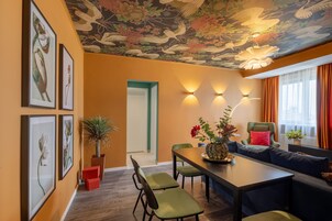 Design Apartment, 2 Bedrooms, Non Smoking, Kitchen | Living area | Smart TV, Netflix, streaming services