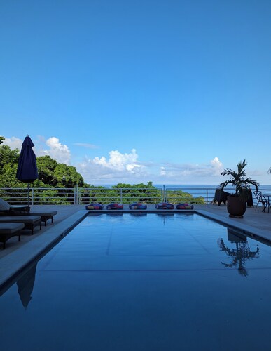 Villa Bahari Blu Tobago
Live local. Authentic village  comfort at your leisure 