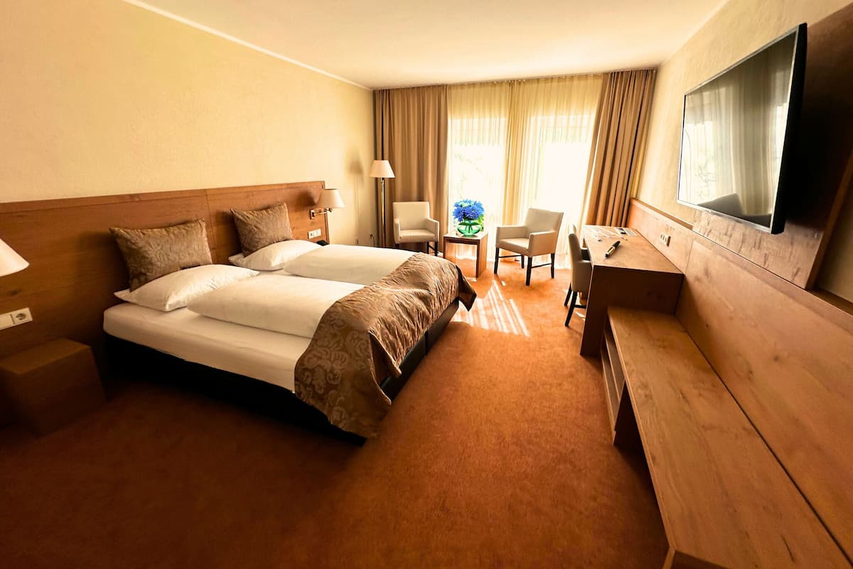 Superior Room | Hypo-allergenic bedding, down comforters, in-room safe, desk