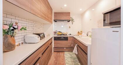 Newly built 82 sq.m. 2ldk with garage located 4 min. from Kaminakazato station, Japanese style bedroom with large living room, 1 min. from 24-hour convenience store, direct access to Ueno 8 min.