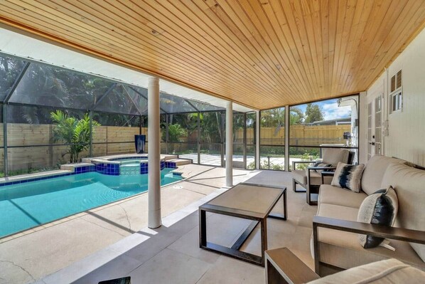 Outdoor pool, a heated pool