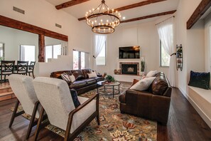 智能電視、乒乓球設施