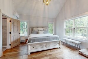 6 dormitorios, tabla de planchar con plancha, wifi y ropa de cama