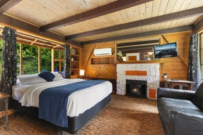 Cabin 1 | Free WiFi, bed sheets