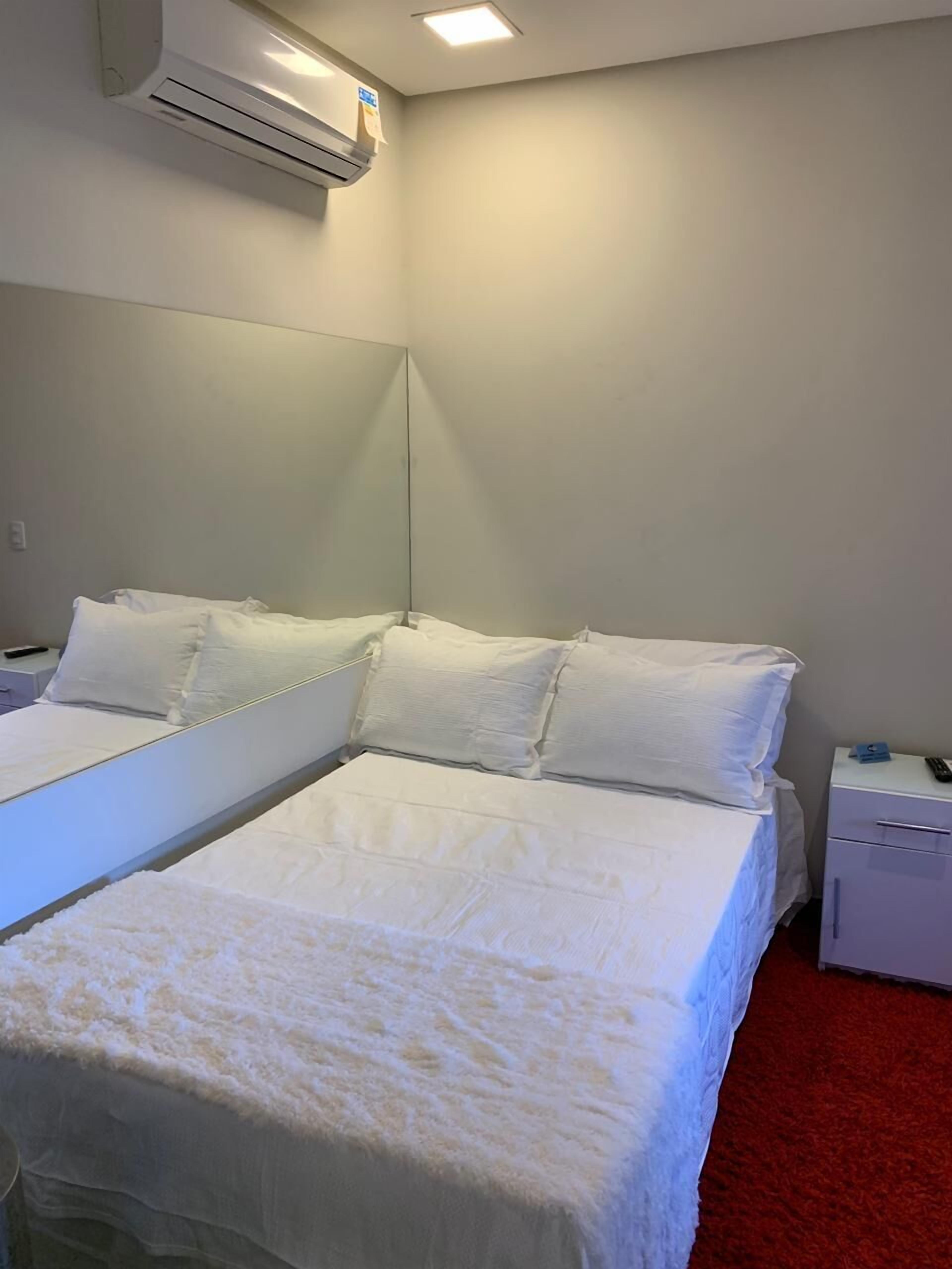 Ropa de cama de alta calidad y colchones con efecto memoria 