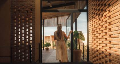 Beautiful Home With Ocean View