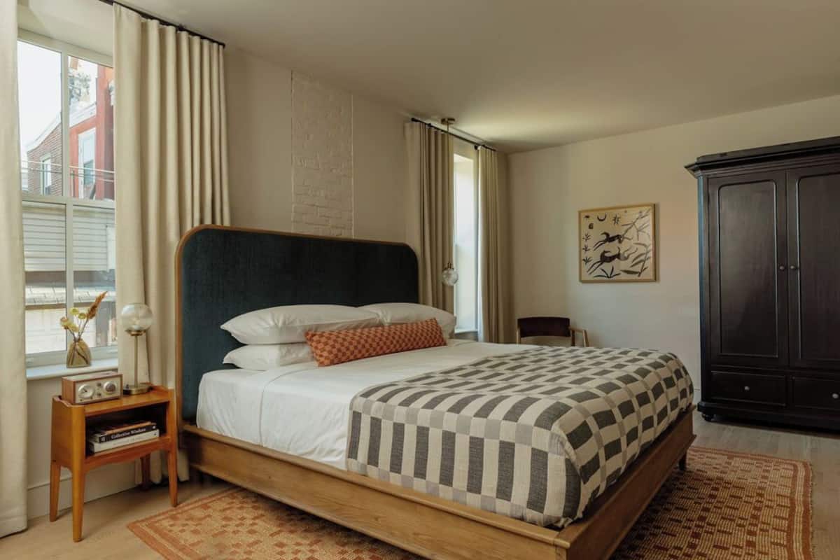 Minibar, in-room safe, free cribs/infant beds, free WiFi