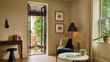 55–tuumainen äly-TV, jossa digitaalikanavat