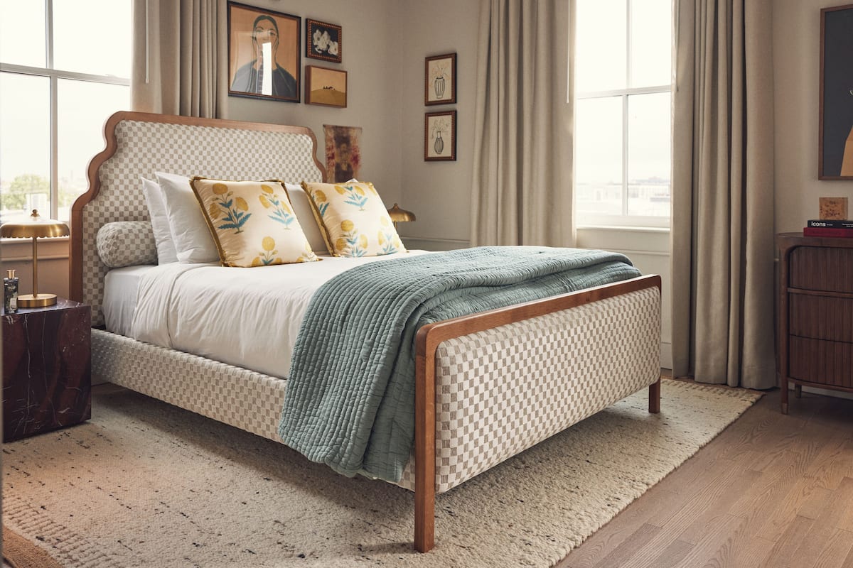 Anna Penthouse | Minibar, in-room safe, free cribs/infant beds, free WiFi