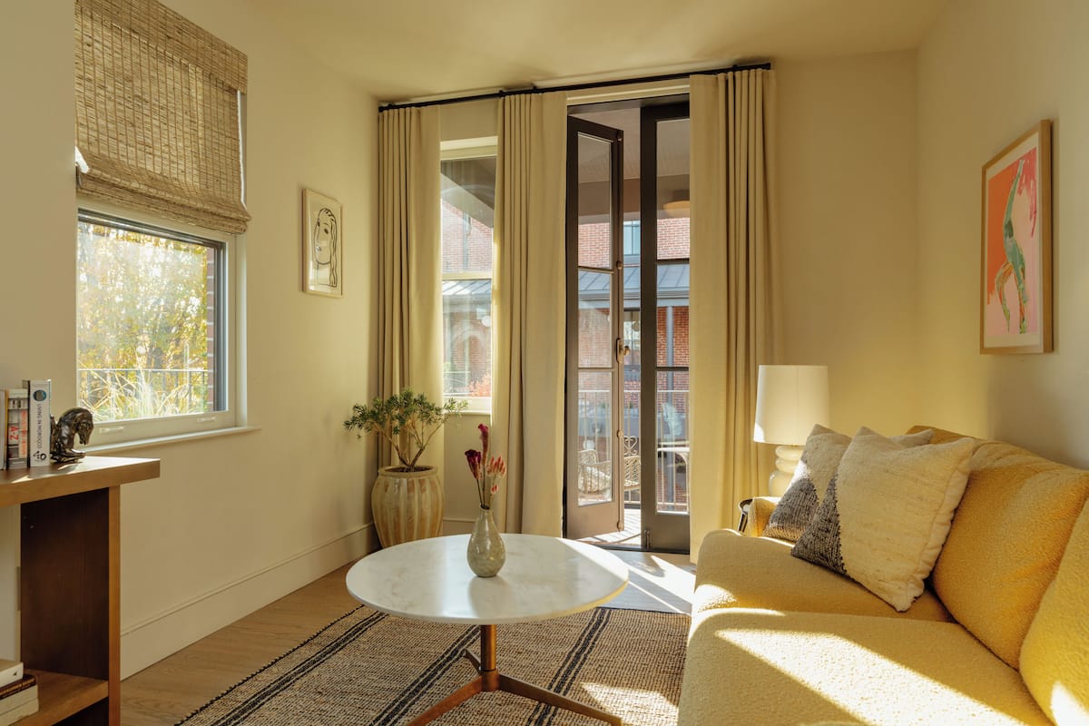 Rom | Minibar, safe på rommet, wi-fi (inkludert) og sengetøy