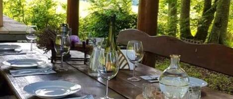 Outdoor dining