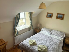Cottage | 2 chambres, Wi-Fi gratuit, draps fournis
