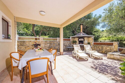 Anamar- Three bedroom Apartment with Sea View