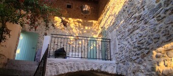 Maison Familiale Tout Confort à Vallon Pont D'arc, Dans Quartier Calme