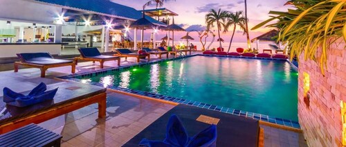 Bungalow - Sleeps 2 - Terrace - Beach Close