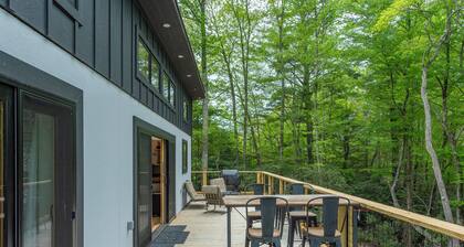 Spirit of the River, Direct River Access, Fire Pit, Fish, Swim, Grill, WiFi!