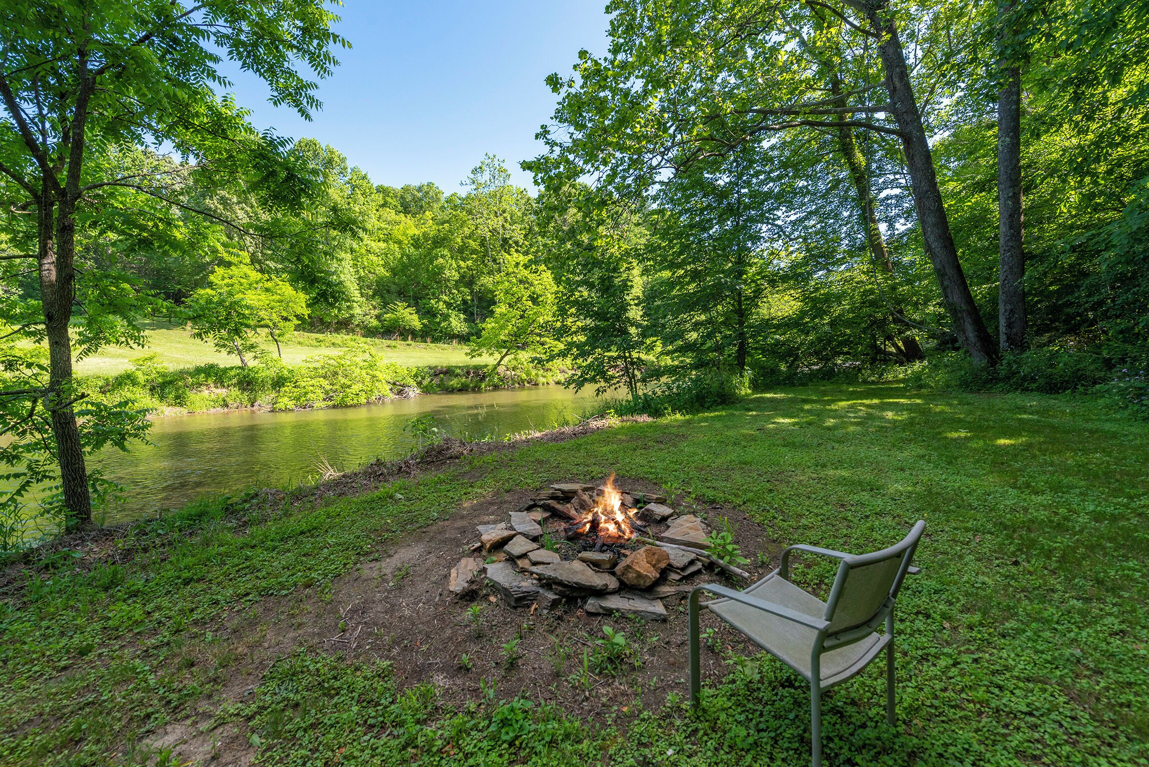 ⛰️Private River Access 🌊 Fishing 🎣 Swimming 🏊‍♀️ Kayaking 🛶 Tubing, Pet Friendly🐶🐕