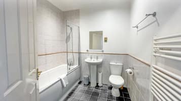 Superior-hus - privat badeværelse - parkudsigt | Badeværelse