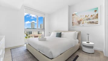 Literie de qualité supérieure, rideaux occultants