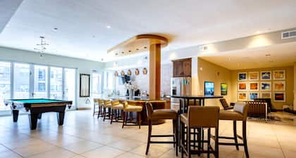 Mint House Fort Worth – Cultural District