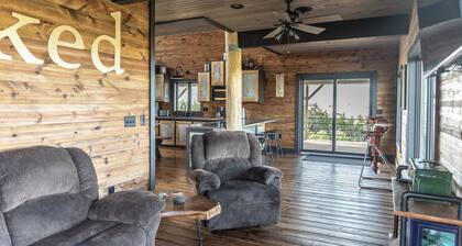 Merritt Dam Road Hill House