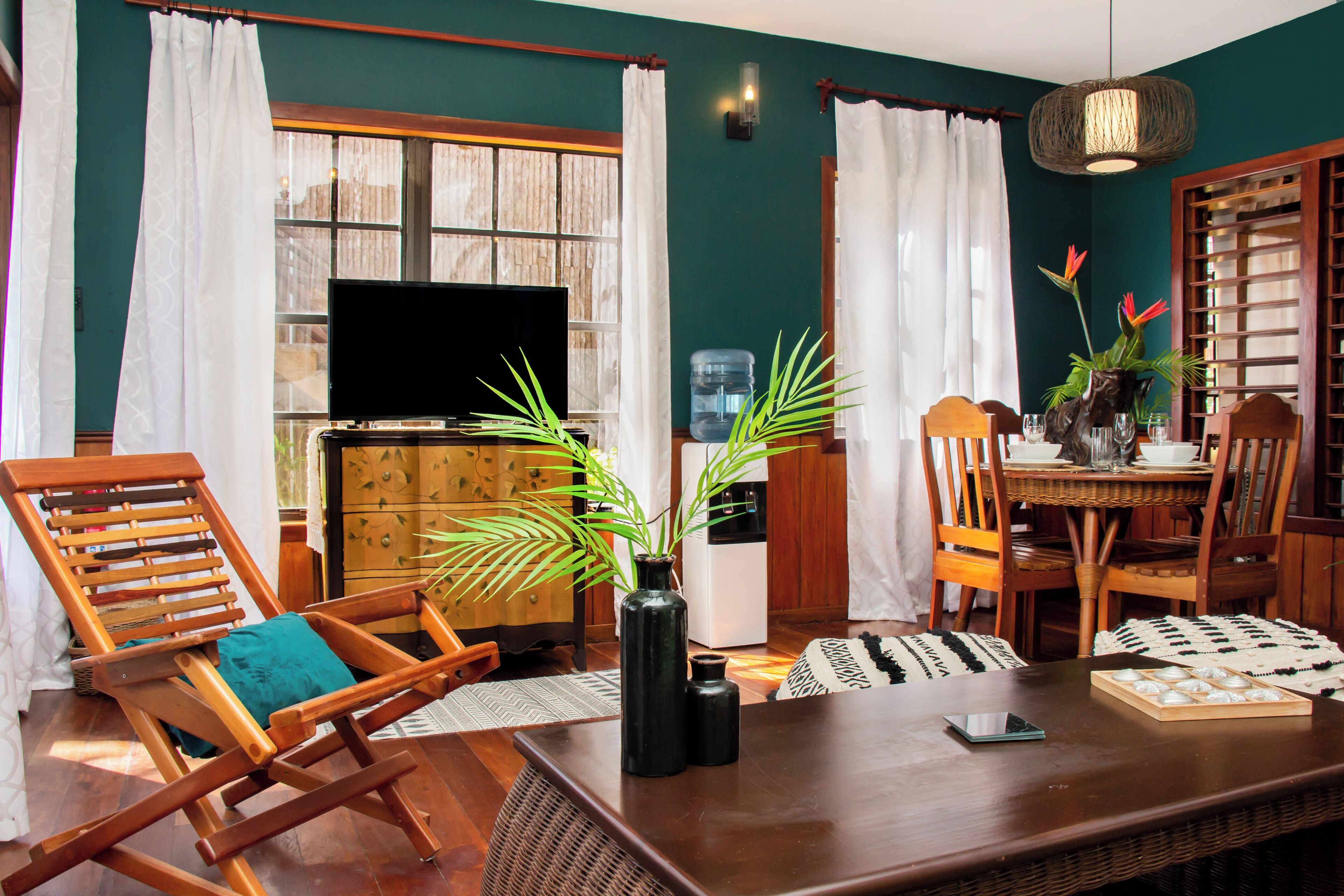 Chambre Simple Confort, 1 grand lit, vue mer, rez-de-chaussée | Coin séjour