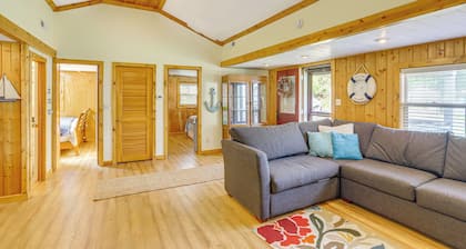 Waterfront Port Clinton Cottage w/ Fire Pit!