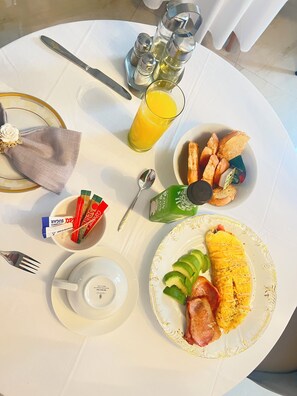 Free daily cooked-to-order breakfast - Silver Gates BnB (Mbabane)