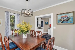 Dining - Blue Bungalow |  2BR 1BA | Lexington (Lexington)