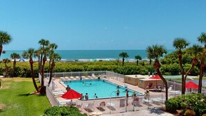 Et oppvarmet basseng