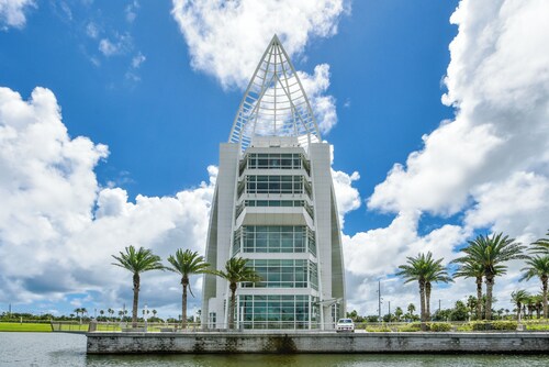 Three bedroom oceanfront w/ heated pool at Canaveral Towers!