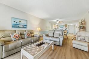 Smart TV, books - Three bedroom oceanfront w/ heated pool at Canaveral Towers! (Cape Canaveral)