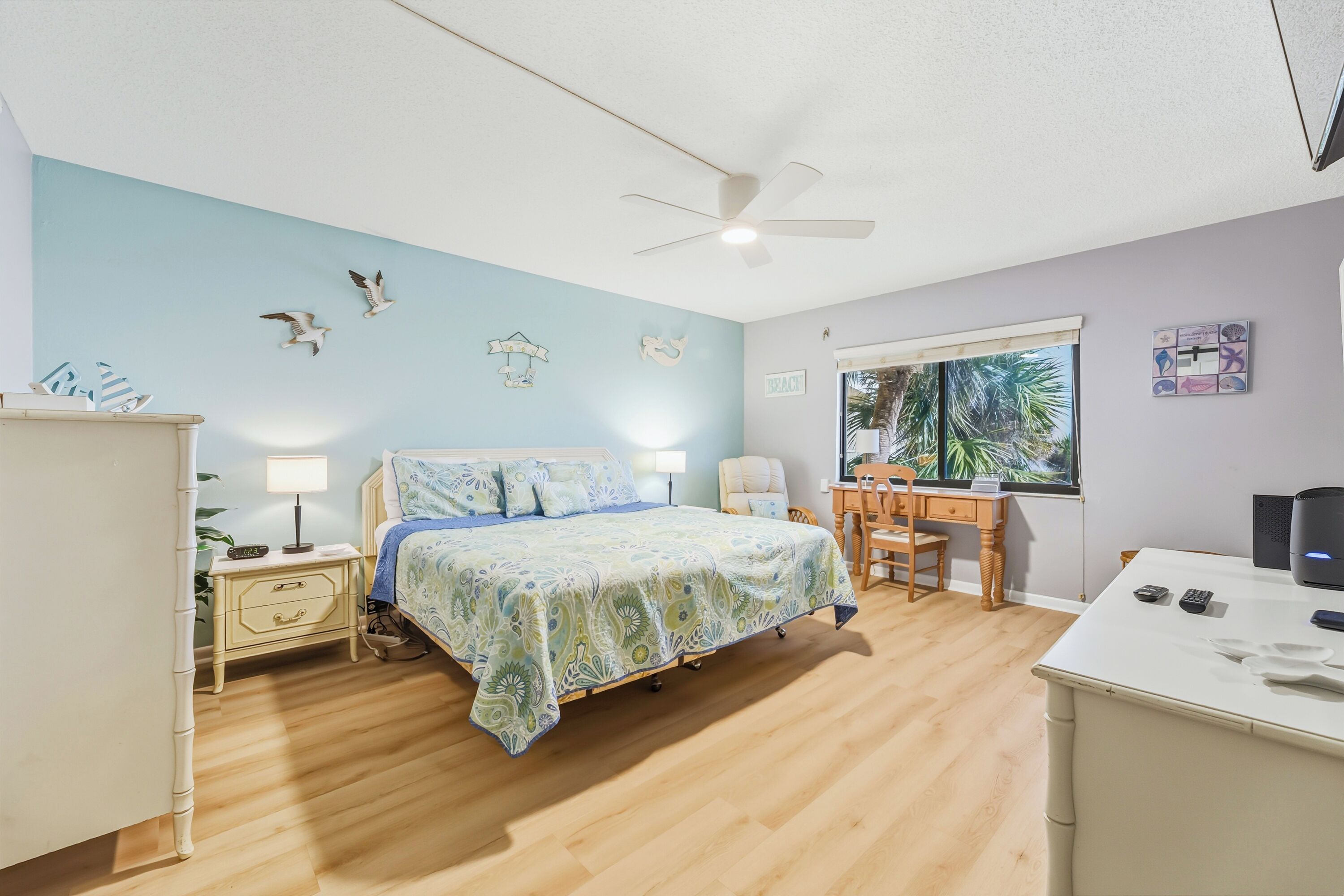 3 chambres, fer et planche à repasser, Wi-Fi gratuit, draps fournis