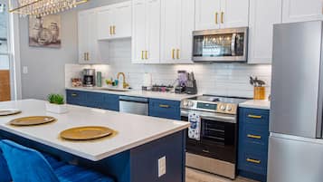 Talo | 4 makuuhuonetta