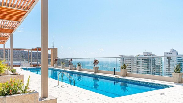 Apartamento | Piscina | 2 piscinas externas