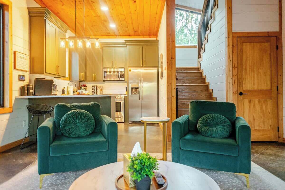 المنشأة من الداخل