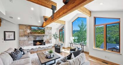Luxurious Deer Valley Villa: Private Shuttle to Slopes & Breathtaking Views